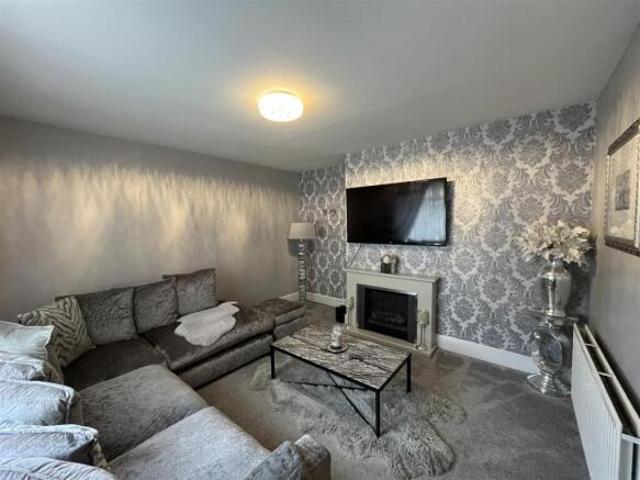 Farm for sale in Holmewood, West Yorkshire