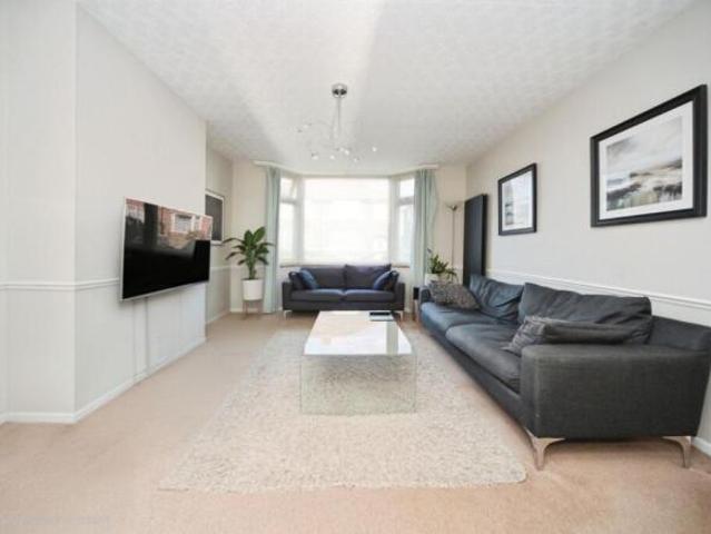 Farm for sale in Luton, England