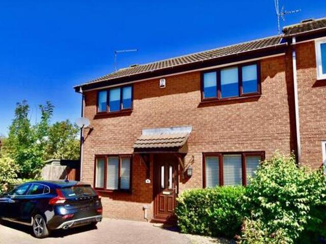 House for sale in Northampton, Northamptonshire