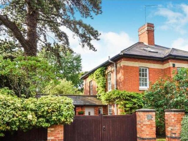 House for sale in Northampton, Northamptonshire