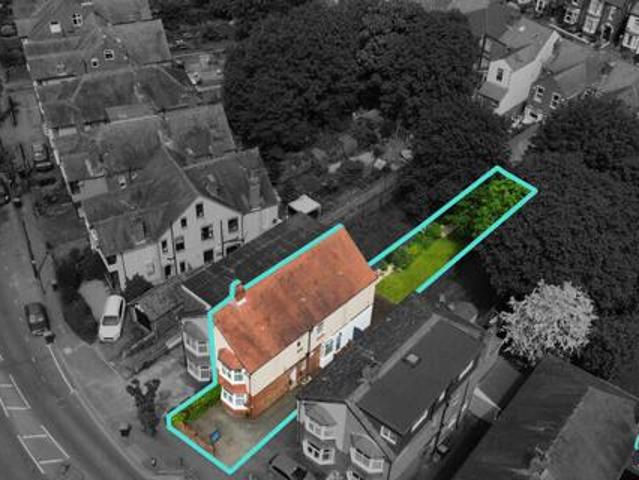 House for sale in Green Lane, West Midlands