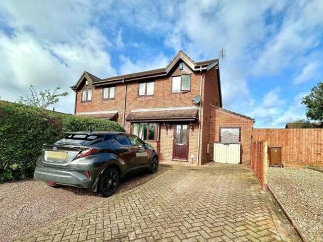 House for sale in Northampton, Northamptonshire