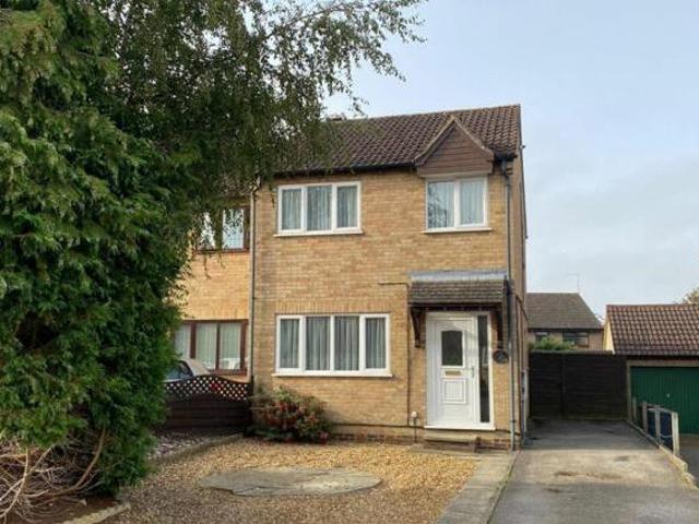House for sale in Northampton, Northamptonshire