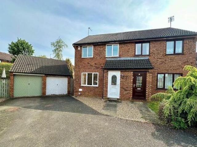 House for sale in Northampton, Northamptonshire