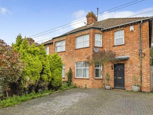 House for sale in The Slade, Oxfordshire