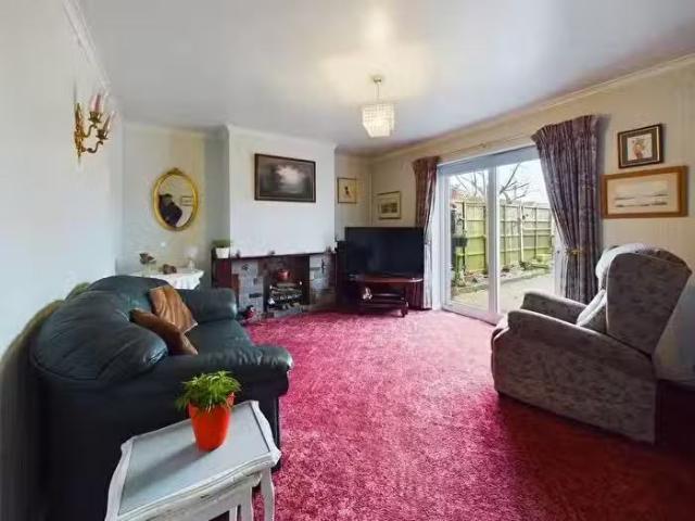 House for sale in Pulford