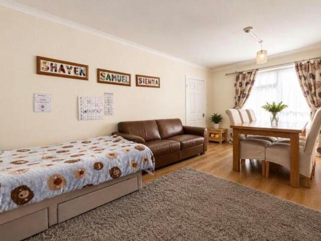 Farm for sale in Spring Park, Luton