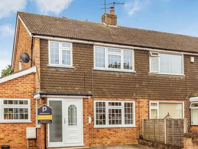 House for sale in The Butts, Kent