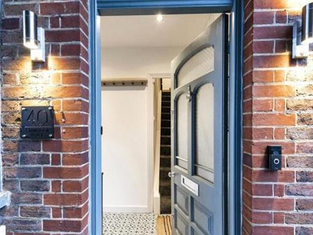 House for sale in The Butts, Kent