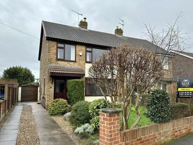House for sale in Edenthorpe, South Yorkshire