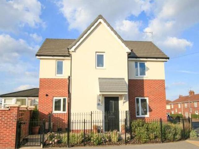 House for sale in New Edlington, Doncaster