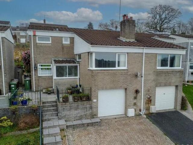 House for sale in Follaton, Strode