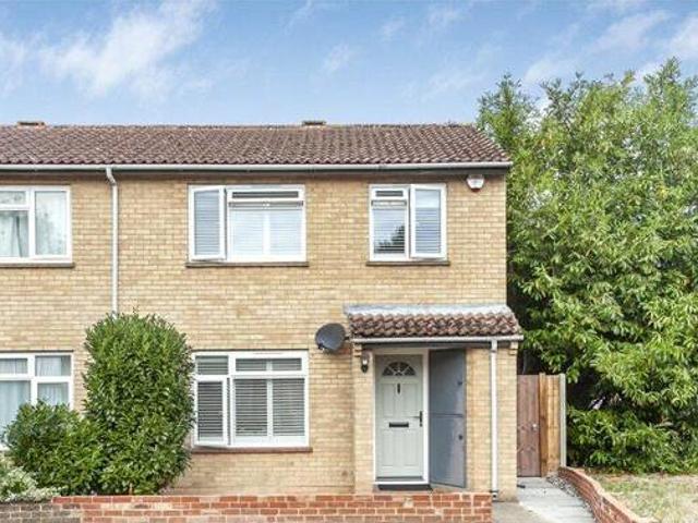 House for sale in Row Town, Surrey