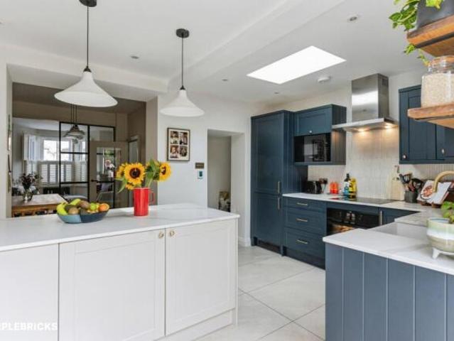 Farm for sale in Cat Hill