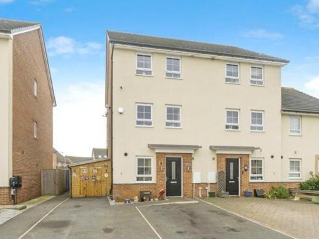 House for sale in Whitby, Ellesmere Port