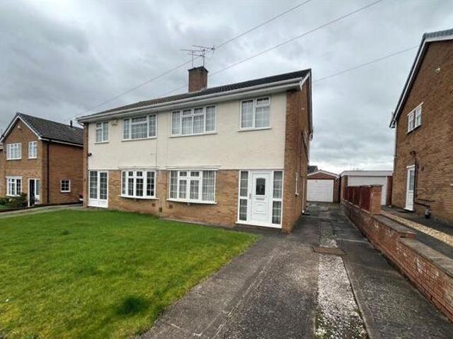 House for sale in Rossmore, Cheshire
