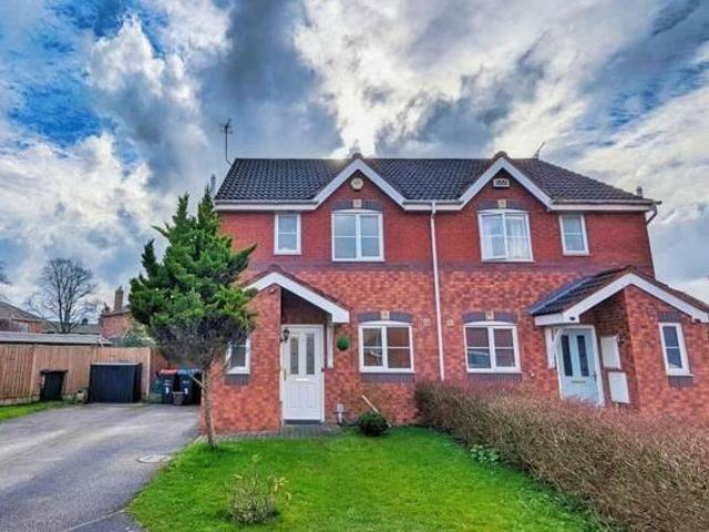 House for sale in Rossmore, Cheshire