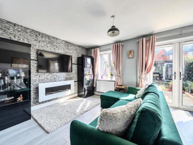 Farm for sale in Rodbourne, Swindon