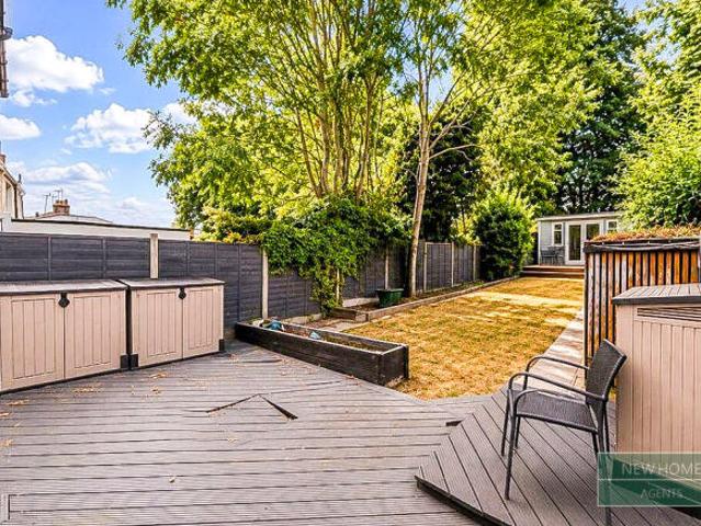 Farm for sale in Alton Barnes