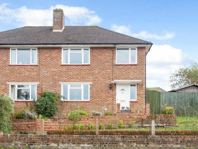 House for sale in Woodcote, Epsom