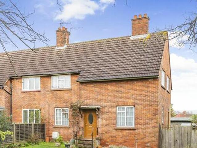 House for sale in Woodcote, Epsom