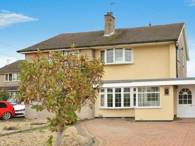 House for sale in Fallings Park, Park Village