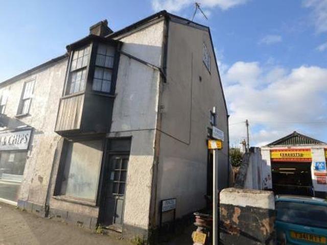 House for sale in Watergate, Devon