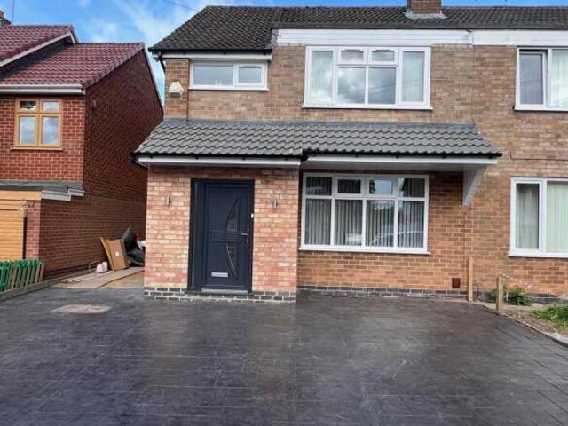 Farm for sale in Oadby, Leicestershire