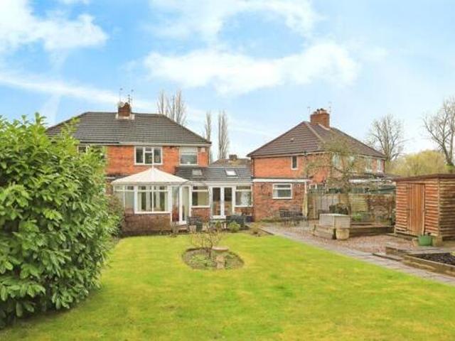 House for sale in Fallings Park, Park Village