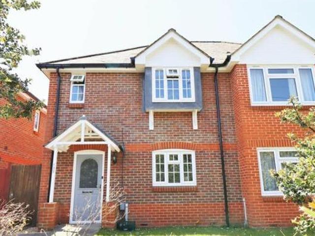 House for sale in Farnborough, Hampshire