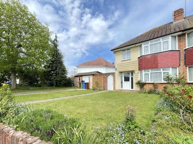 House for sale in Farnborough, Rushmoor