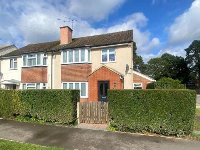 House for sale in Farnborough, Hampshire