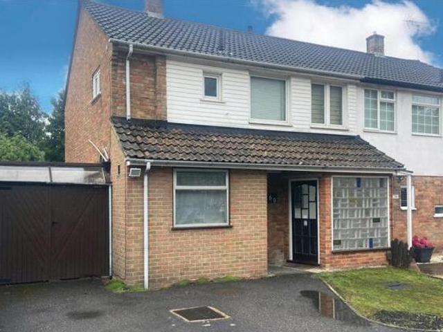 House for sale in The Crescent, Farnborough