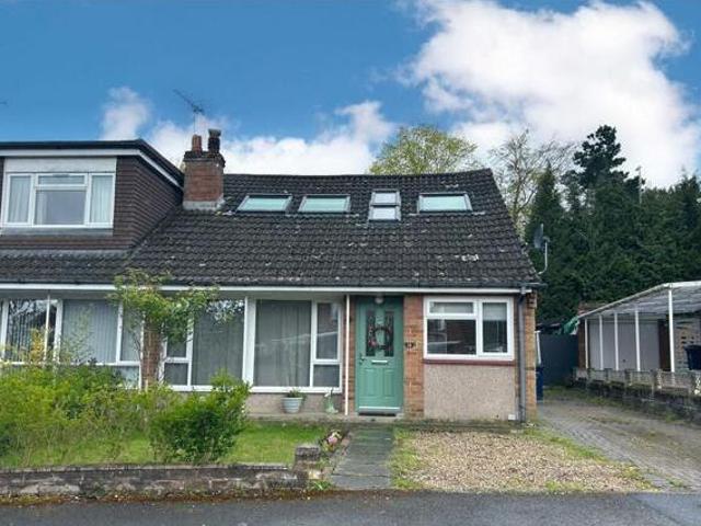 House for sale in Fole, Surrey