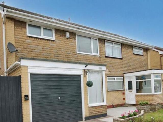 House for sale in Widnes, Liverpool City Region