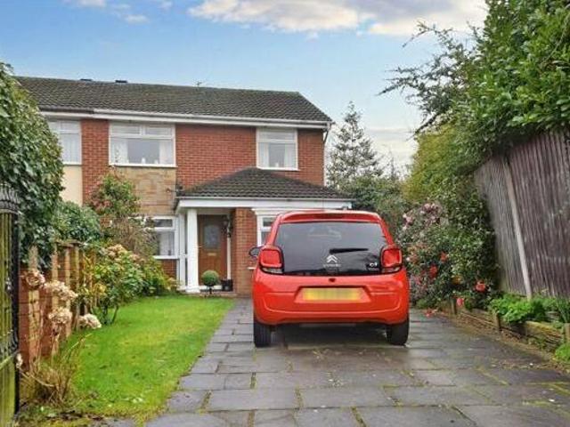 House for sale in Widnes