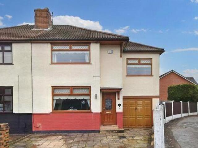 House for sale in Widnes