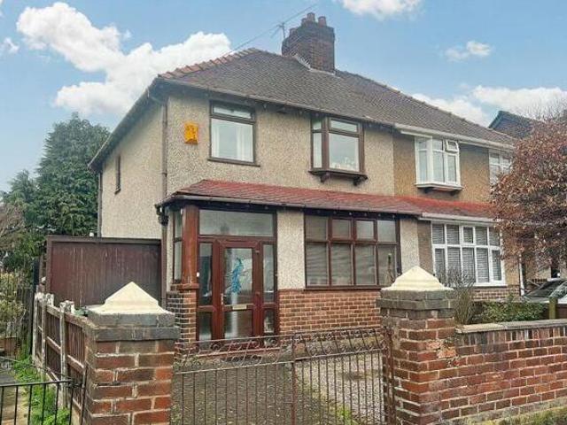 House for sale in Widnes
