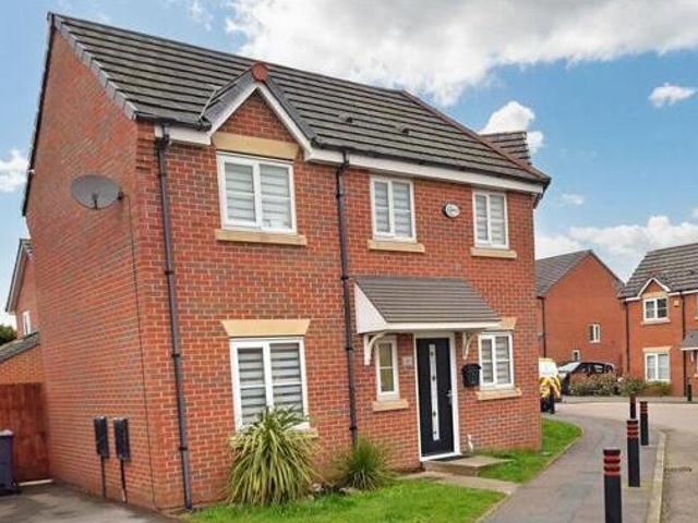 House for sale in Widnes