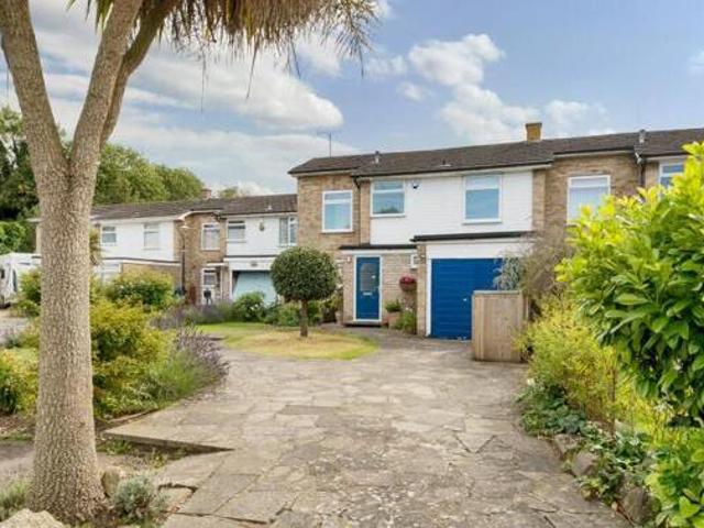 House for sale in Oad Street, Kent