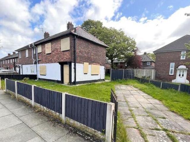 House for sale in Calderstones