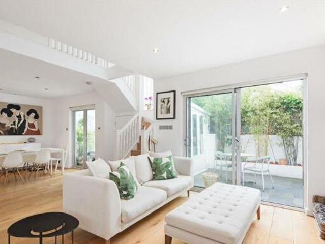 House for sale in Lyons, Greater London