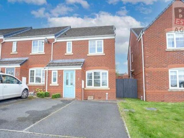 House for sale in Flint, Wales