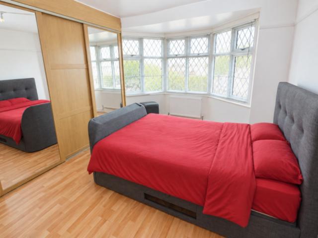 Farm for sale in Luton