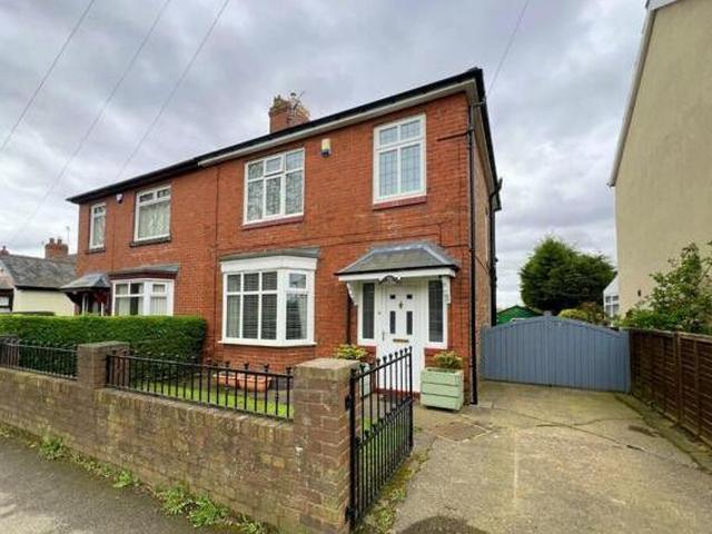 House for sale in Gilesgate, Durham