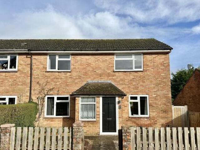House for sale in Brompton, Gillingham