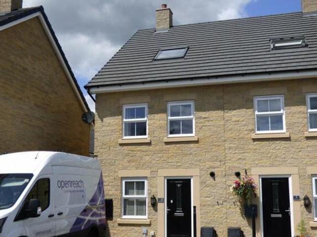 House for sale in Charlesworth, East Midlands
