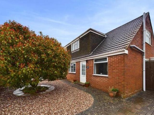 House for sale in Wotton Pitch, Gloucester