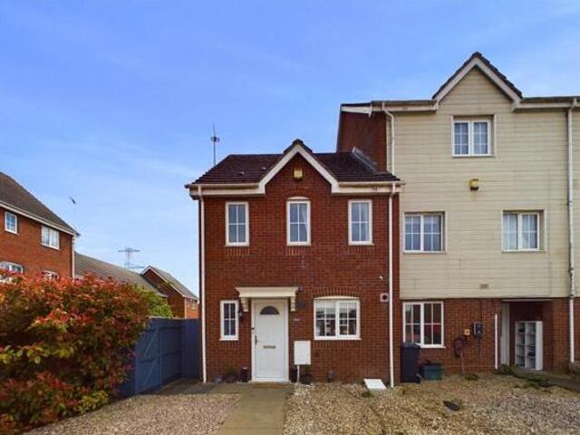 House for sale in Gloucester, Gloucestershire