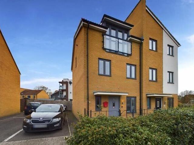 House for sale in Gloucester, Gloucestershire